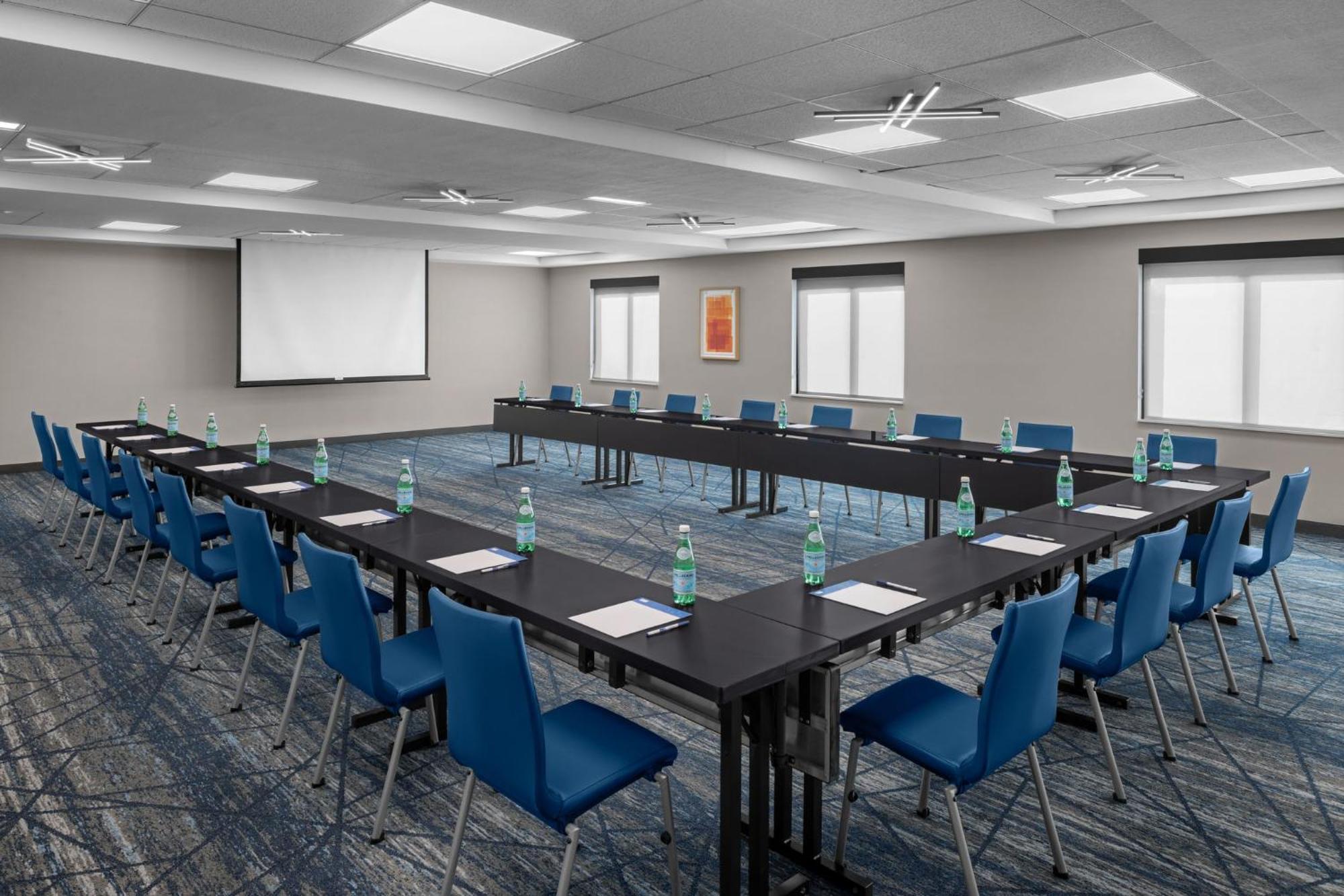 Holiday Inn Express & Suites Midland Loop 250 By Ihg Экстерьер фото