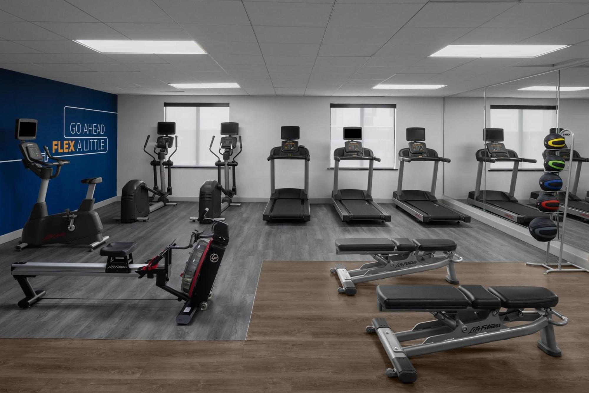 Holiday Inn Express & Suites Midland Loop 250 By Ihg Экстерьер фото